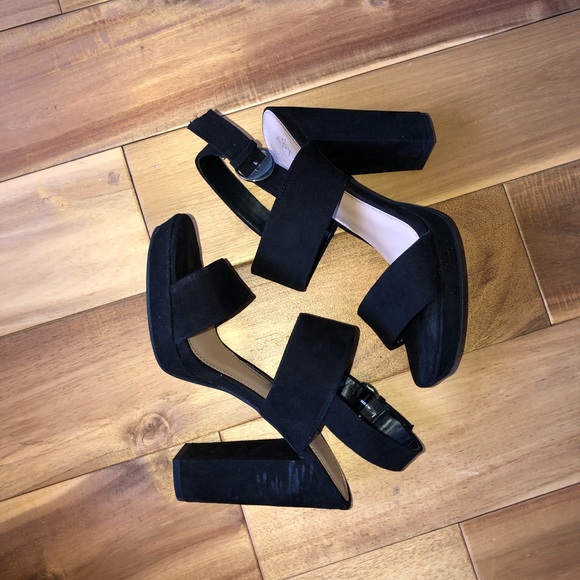 Platform block heel sandals - Picture 3 of 3